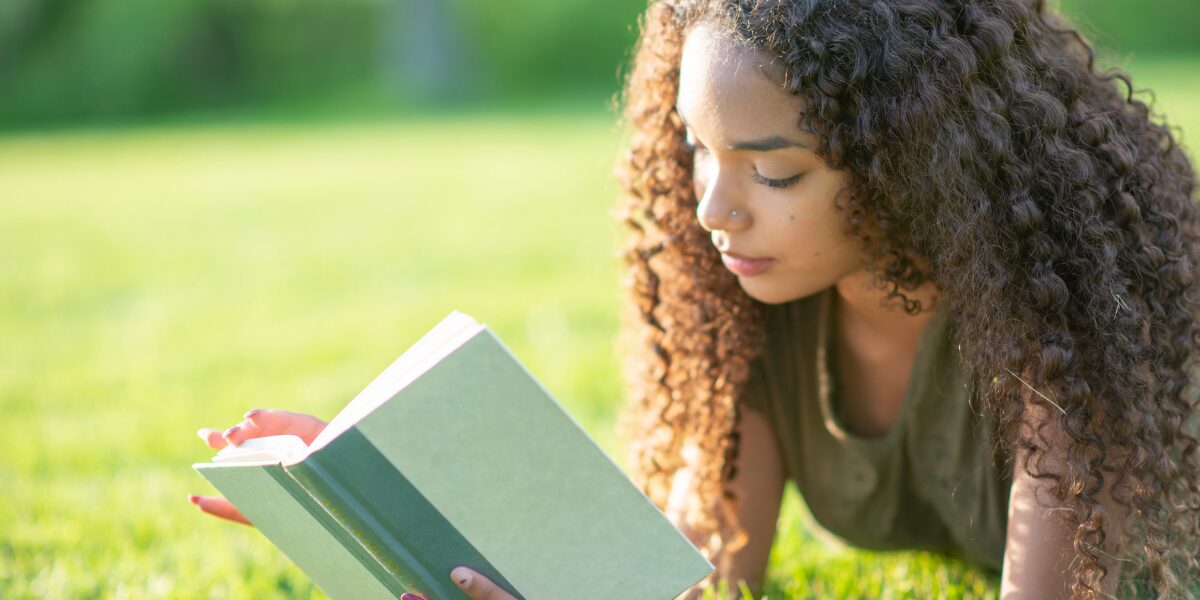 Książki dla 16-latki – 10 powieści idealnych na czas dojrzewania