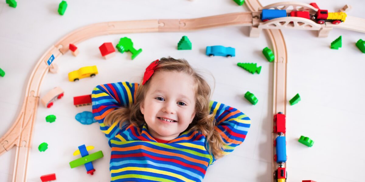 Kolejka drewniana dla dziewczynki – ranking 7 najlepszych