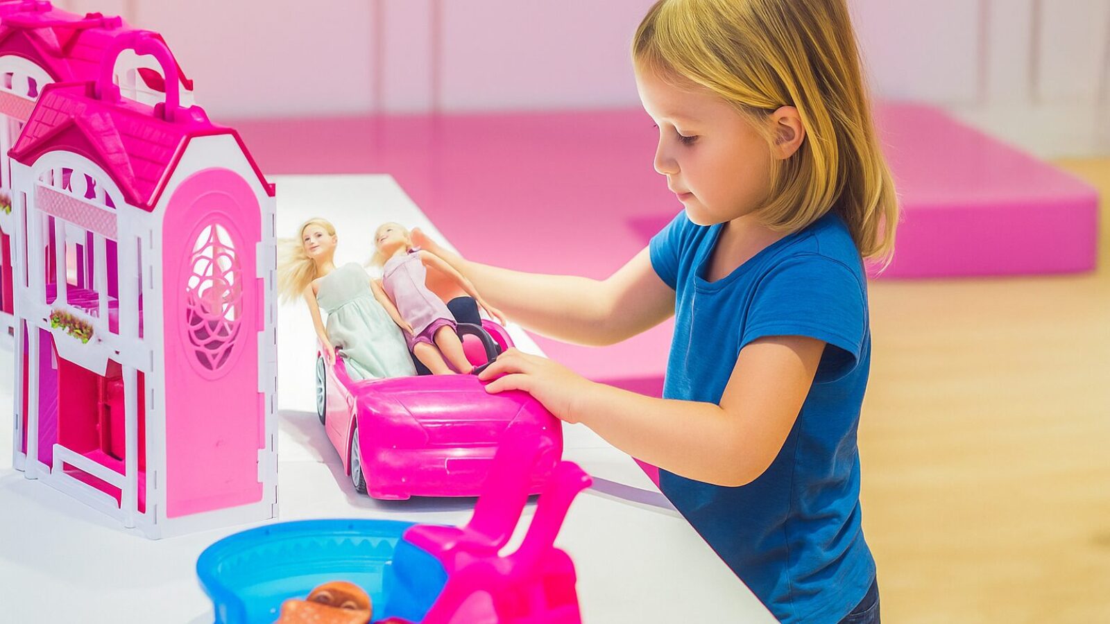 Domki dla lalek Barbie – ranking 7 najpiękniejszych modeli.