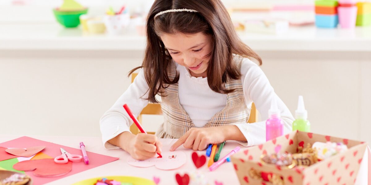Zestaw kreatywny dla 6-latki – 8 inspirujących propozycji