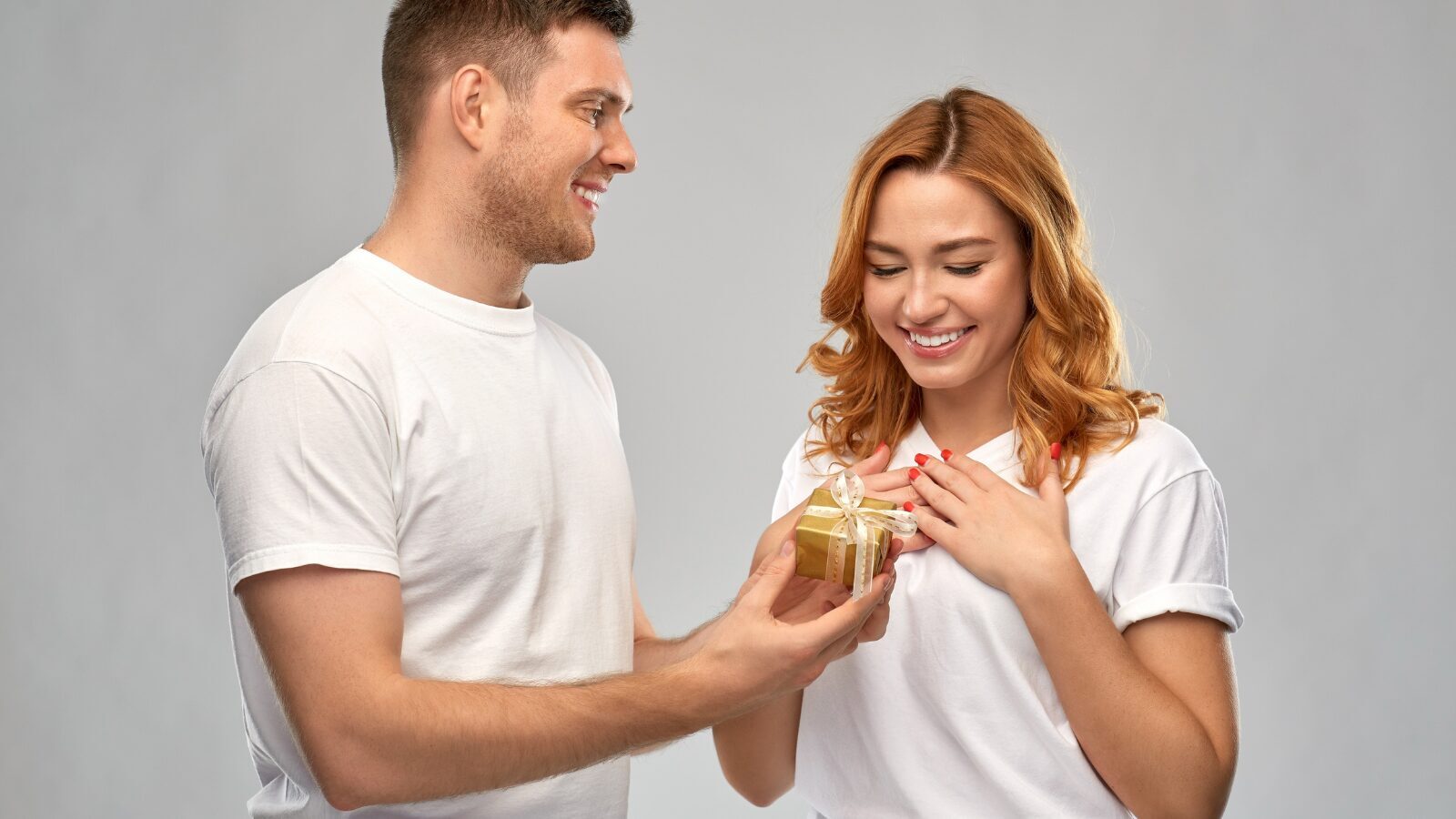 Prezent dla kobiety – które wybrać? 8 polecanych
